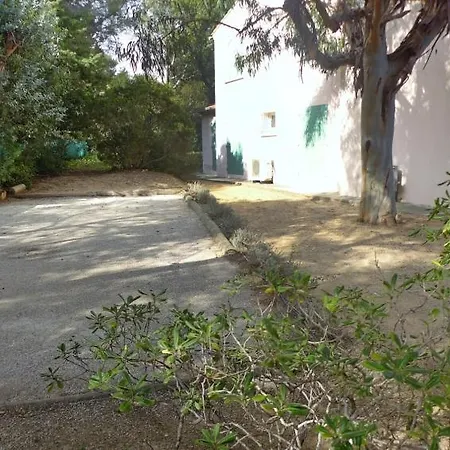 בית נופש Faviere Sleeps 10 Pool Air Con Wifi *